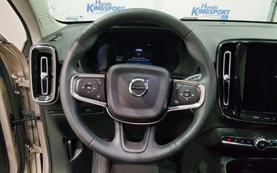 2024 Volvo XC40 B5 Plus Bright Theme