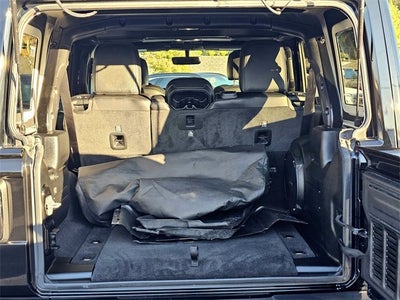 2020 Jeep Wrangler Unlimited Sahara Altitude