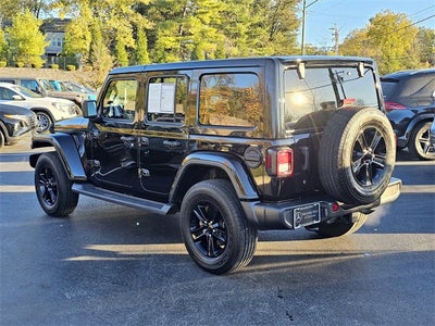 2020 Jeep Wrangler Unlimited Sahara Altitude
