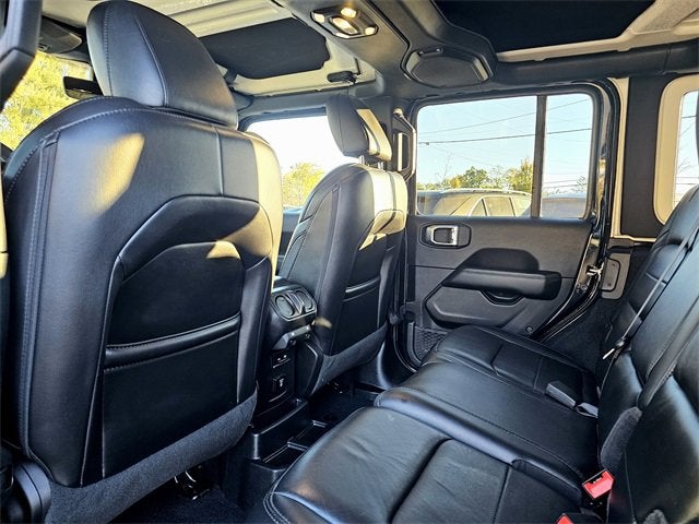 2020 Jeep Wrangler Unlimited Sahara Altitude