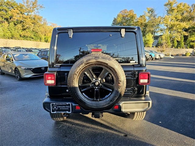 2020 Jeep Wrangler Unlimited Sahara Altitude