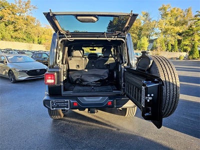 2020 Jeep Wrangler Unlimited Sahara Altitude