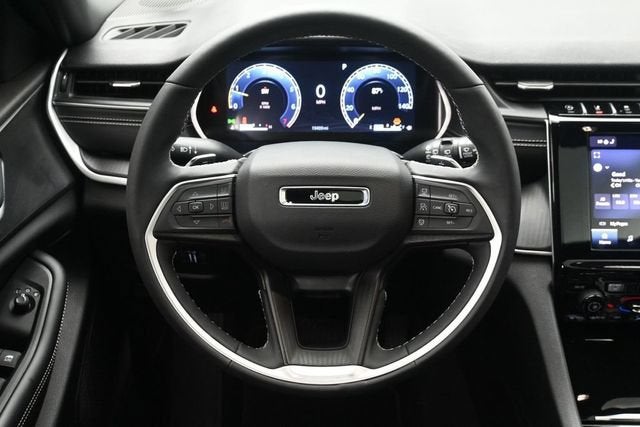 2025 Jeep Grand Cherokee L Altitude X 4x4