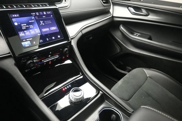 2025 Jeep Grand Cherokee L Altitude X 4x4