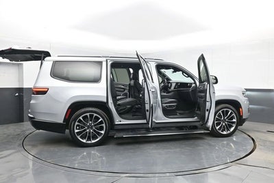 2022 Jeep Wagoneer Series III