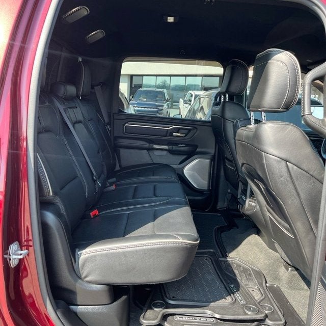 2021 RAM 1500 Limited Crew Cab 4x4 5'7" Box