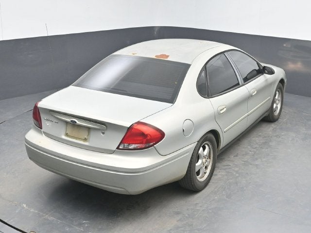 2006 Ford Taurus SE