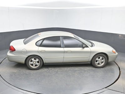 2006 Ford Taurus SE