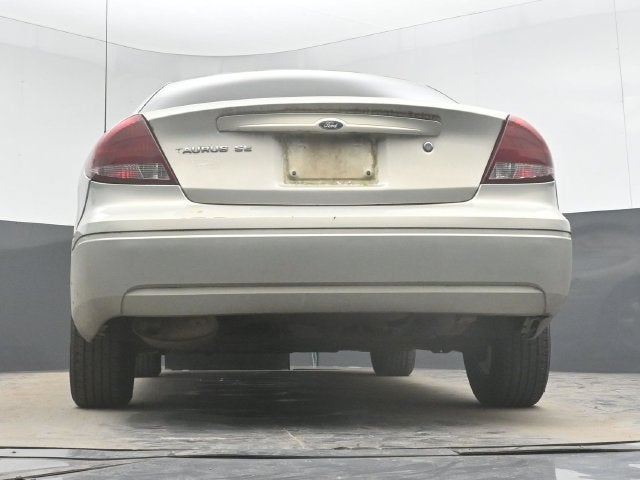 2006 Ford Taurus SE