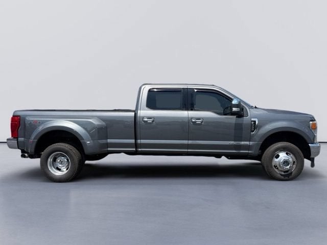 2022 Ford F-350 LARIAT