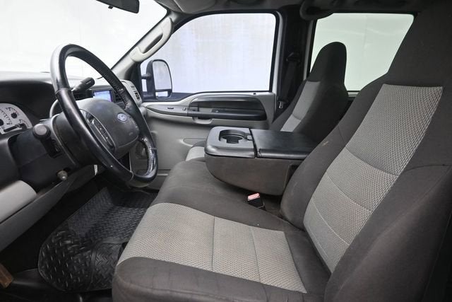 2004 Ford Super Duty F-250 XL