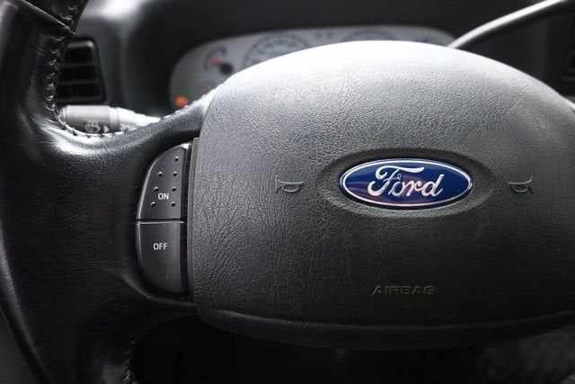2004 Ford Super Duty F-250 XL