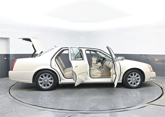2008 Cadillac DTS w/1SC