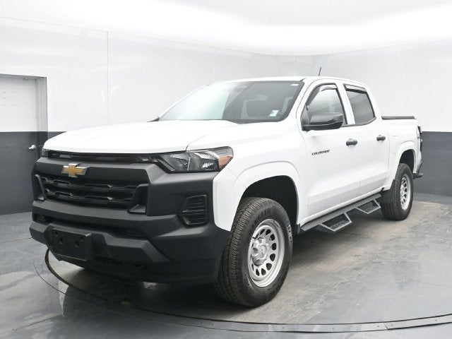 2024 Chevrolet Colorado WT