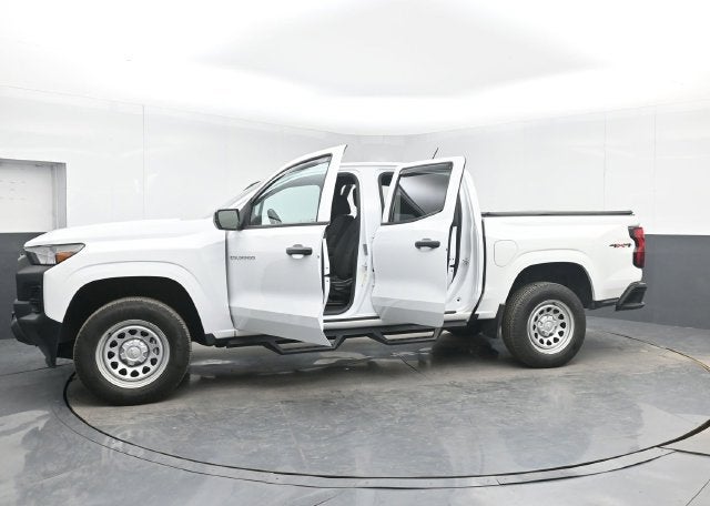 2024 Chevrolet Colorado WT