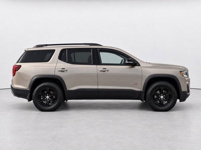 2022 GMC Acadia AT4