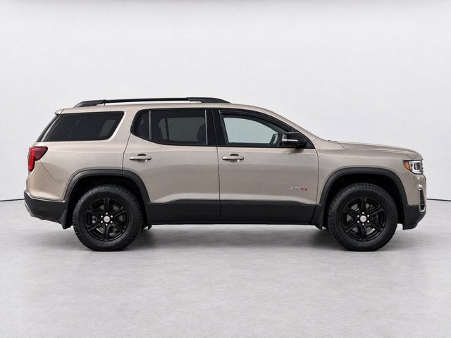 2022 GMC Acadia AT4