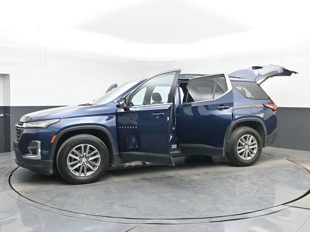 2022 Chevrolet Traverse LT Cloth