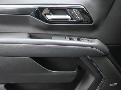 2025 Chevrolet Suburban RST