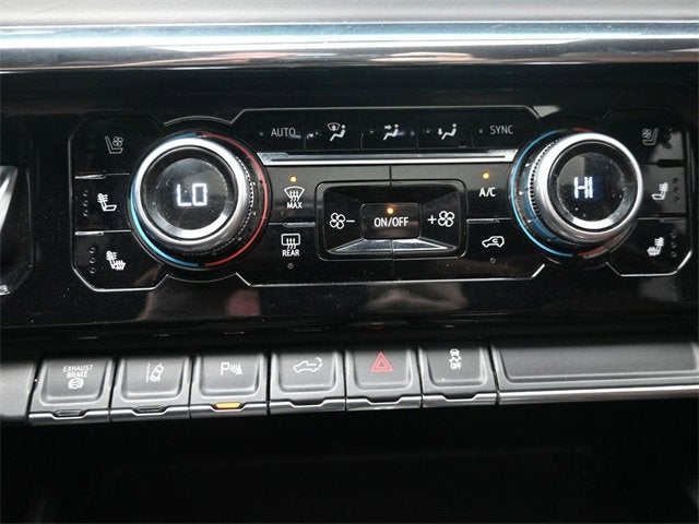 2024 GMC Sierra 3500 HD Denali Ultimate DRW