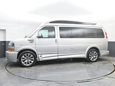 2022 GMC Savana Cargo 2500 RWD 2500 Regular Wheelbase Work Van