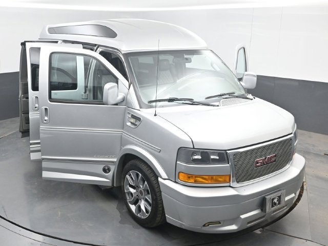 2022 GMC Savana Cargo 2500 RWD 2500 Regular Wheelbase Work Van