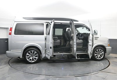 2022 GMC Savana Cargo 2500 RWD 2500 Regular Wheelbase Work Van