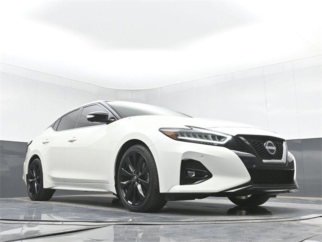 2023 Nissan Maxima SR