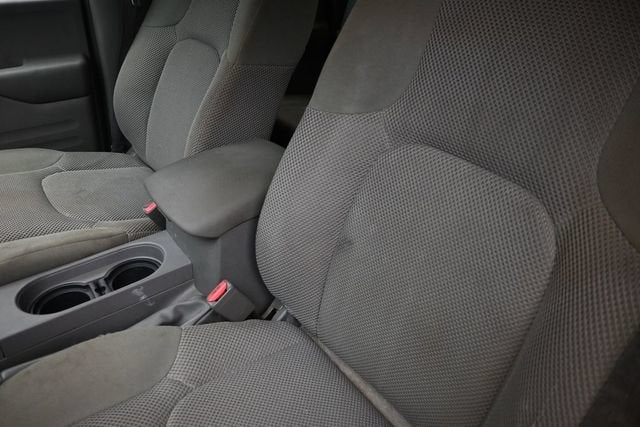 2015 Nissan Frontier SV