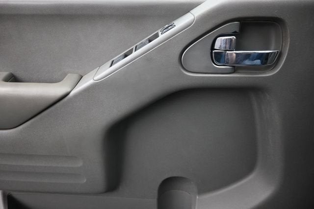 2015 Nissan Frontier SV