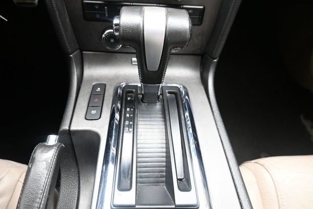 2011 Ford Mustang V6 Premium