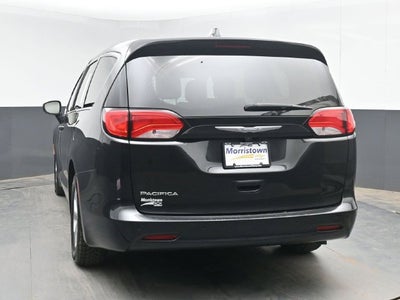 2017 Chrysler Pacifica LX