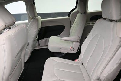 2017 Chrysler Pacifica LX