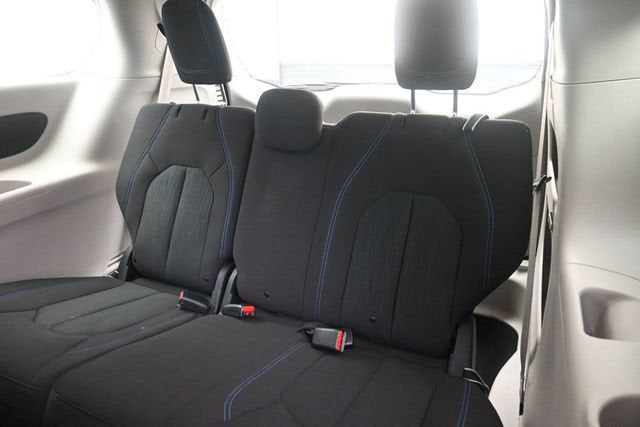 2021 Chrysler Pacifica Touring