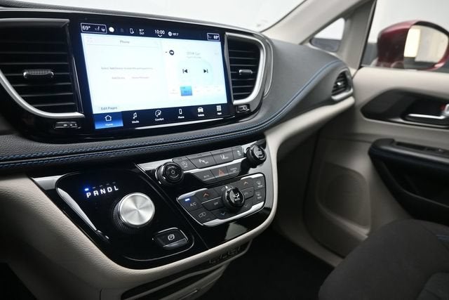 2021 Chrysler Pacifica Touring
