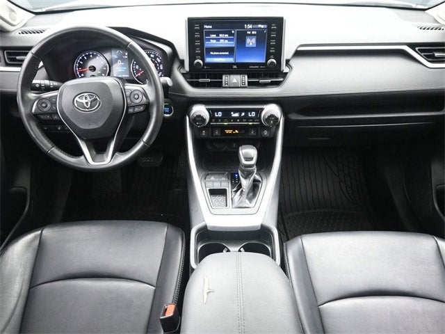 2020 Toyota RAV4 XLE Premium