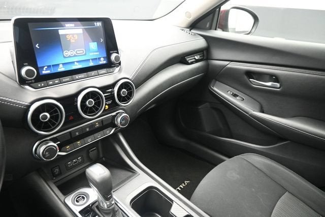 2024 Nissan Sentra SV Xtronic CVT
