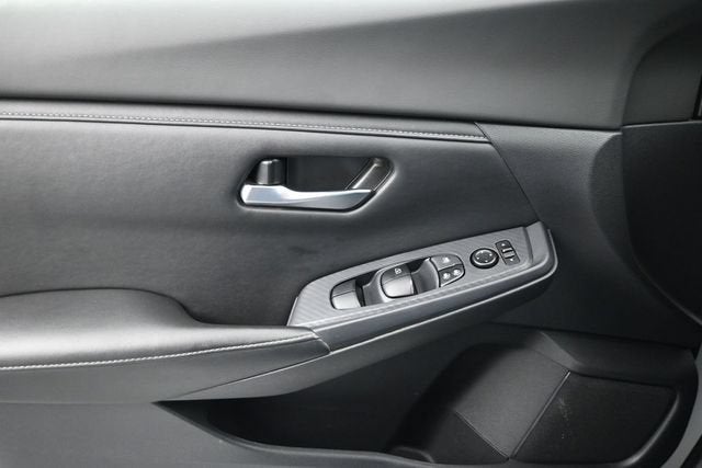 2023 Nissan Sentra SV Xtronic CVT