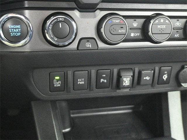 2022 Toyota Tacoma 4WD SR