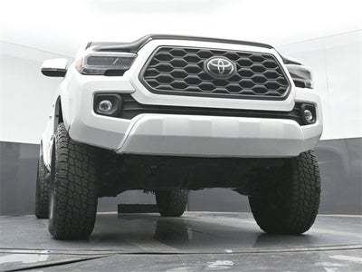 2022 Toyota Tacoma 4WD SR