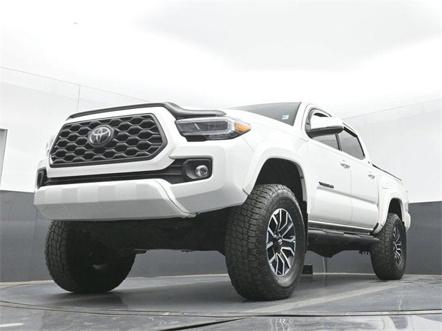 2022 Toyota Tacoma 4WD SR