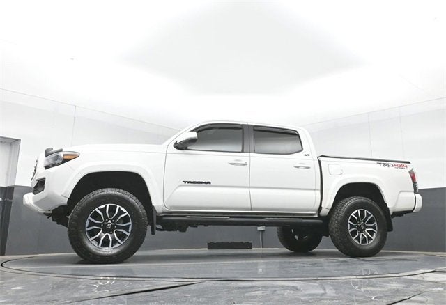 2022 Toyota Tacoma 4WD SR