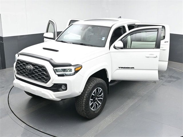 2022 Toyota Tacoma 4WD SR