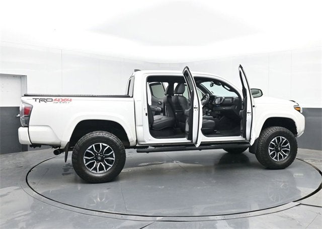 2022 Toyota Tacoma 4WD SR