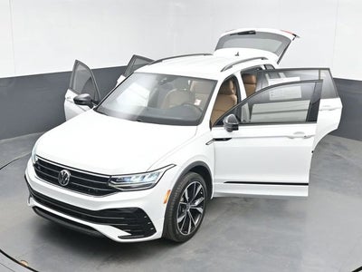 2022 Volkswagen Tiguan SE R-Line Black
