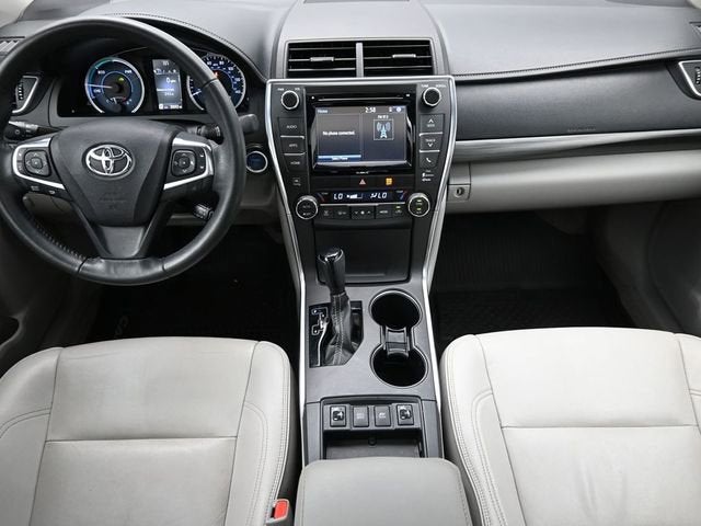 2017 Toyota Camry Hybrid LE