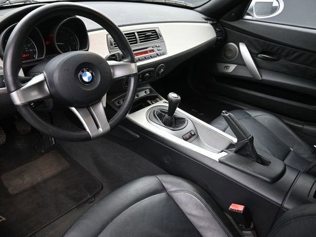 2003 BMW Z4 2.5i