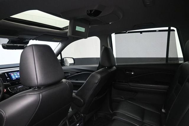 2020 Honda Pilot 2WD Touring 8 Passenger
