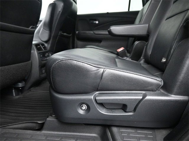 2022 Honda Pilot Touring 7-Passenger