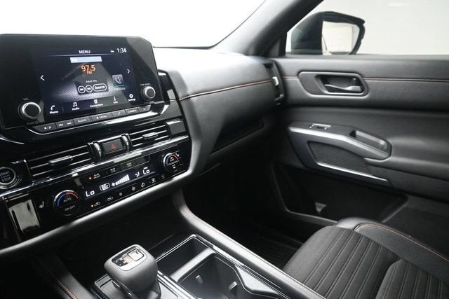 2024 Nissan Pathfinder Rock Creek 4WD